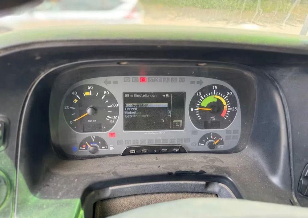 Mercedes-Benz 3344 6x6 Meiler Bordmatik – Wywrotka,Allroad,Tempomat/ Przebieg :298.000km !!! - Camión volquete: foto 4 Mercedes-Benz 3344 6x6 Meiler Bordmatik – Wywrotka,Allroad,Tempomat/ Przebieg :298.000km !!! - Camión volquete: foto 4
