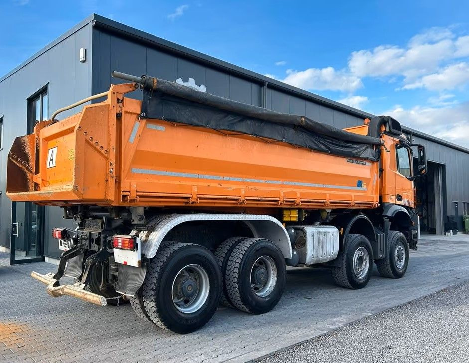 Mercedes-Benz 4145 / 8x6 / Wywrotka trójstronna Meiller Bordmatik manual / Euro 6 / Retarder / 440 000 km! - Camión volquete: foto 2 Mercedes-Benz 4145 / 8x6 / Wywrotka trójstronna Meiller Bordmatik manual / Euro 6 / Retarder / 440 000 km! - Camión volquete: foto 2