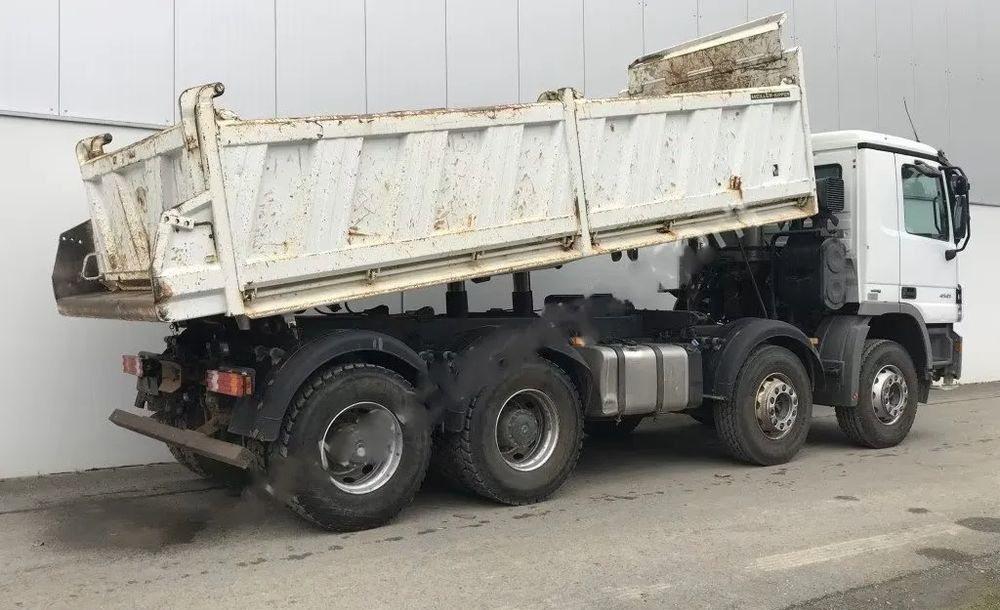 Mercedes-Benz Actros 4141 K 8x4 • 3-stronny wywrot • Bordmatik • Tempomat •Euro4 - Camión volquete: foto 5 Mercedes-Benz Actros 4141 K 8x4 • 3-stronny wywrot • Bordmatik • Tempomat •Euro4 - Camión volquete: foto 5