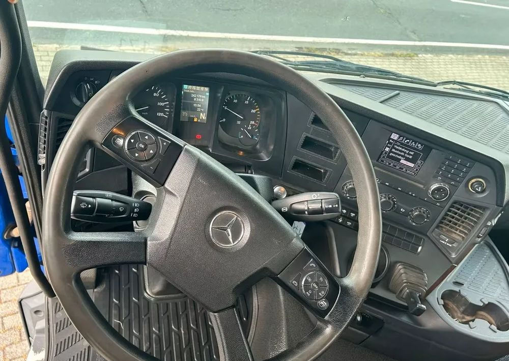 Camión volquete Mercedes-Benz Arocs 4142 | Wywrotka Schmitz | 8x4 | Euro 6 | Klima | Retarder | 242 598 km: foto 10