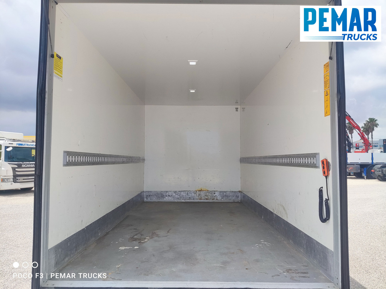 Furgoneta caja cerrada FORD TRANSIT 2.0 CAJA CERRADA 170 CV: foto 11 Furgoneta caja cerrada FORD TRANSIT 2.0 CAJA CERRADA 170 CV: foto 11