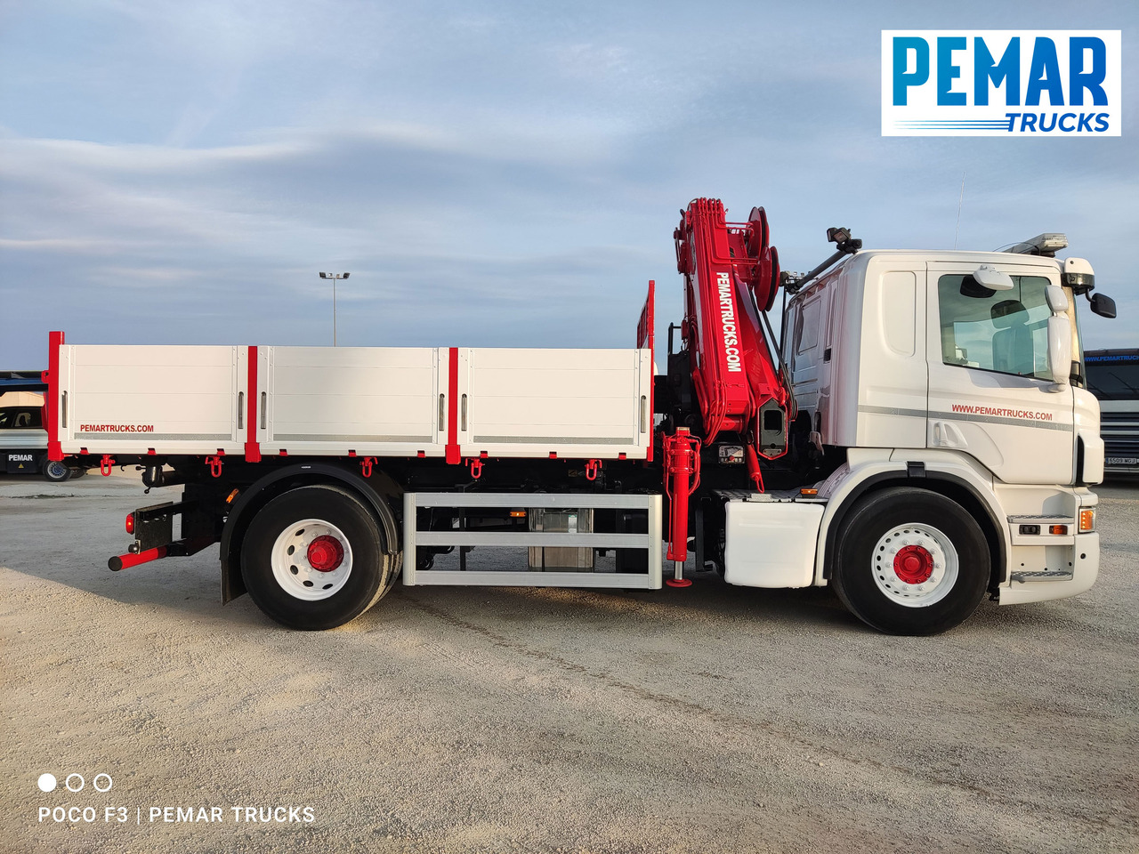 SCANIA P 280 GRUA BASCULANTE 18T EURO 6 - Camión grúa: foto 4 SCANIA P 280 GRUA BASCULANTE 18T EURO 6 - Camión grúa: foto 4