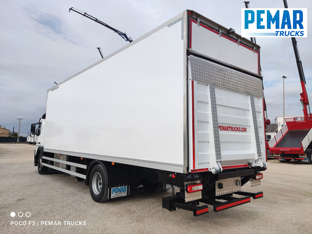 Camión frigorífico VOLVO FM 330 4X2 FRIGORIFICO 18T EURO 6: foto 7 Camión frigorífico VOLVO FM 330 4X2 FRIGORIFICO 18T EURO 6: foto 7