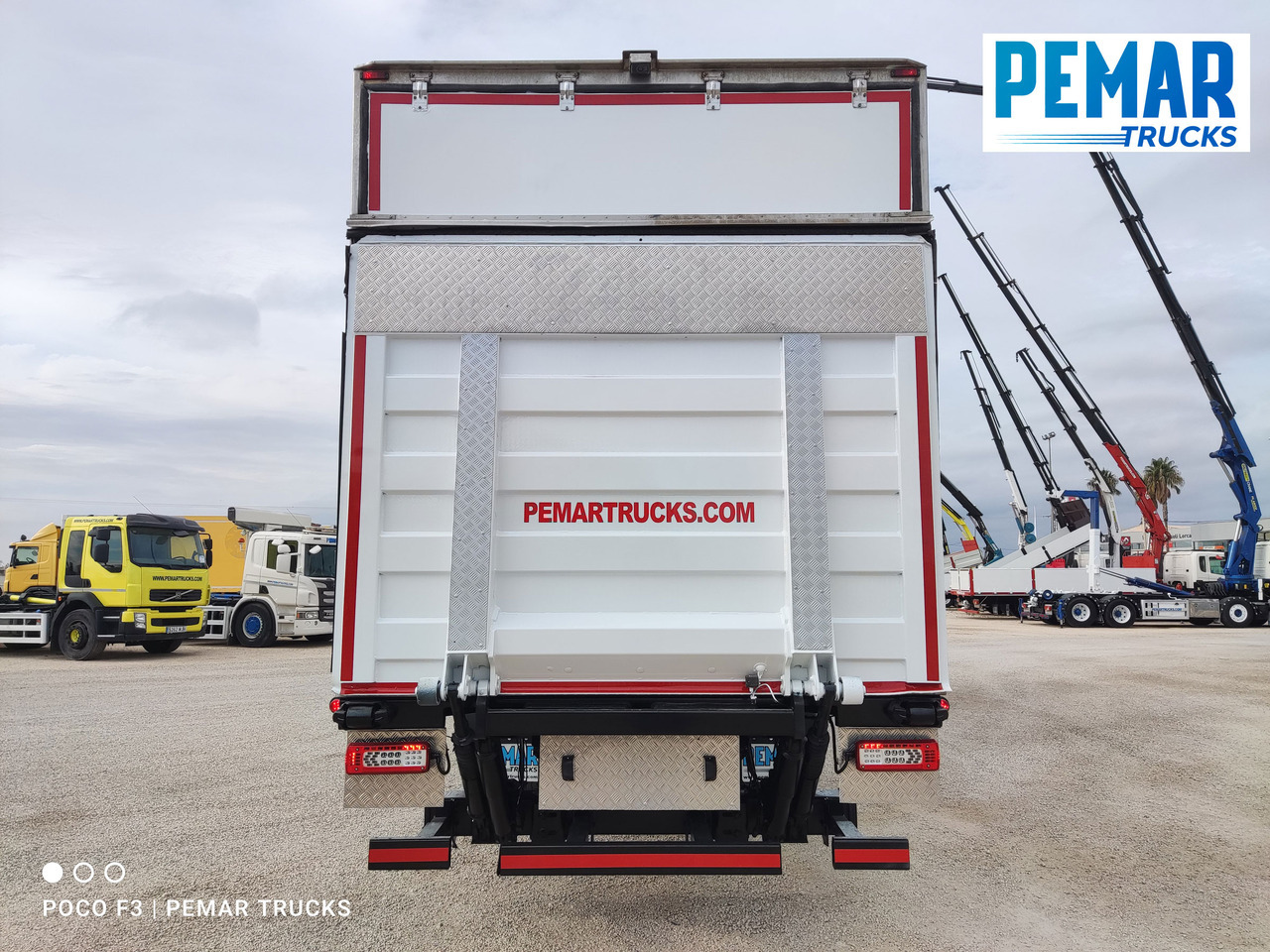 Camión frigorífico VOLVO FM 330 4X2 FRIGORIFICO 18T EURO 6: foto 6 Camión frigorífico VOLVO FM 330 4X2 FRIGORIFICO 18T EURO 6: foto 6