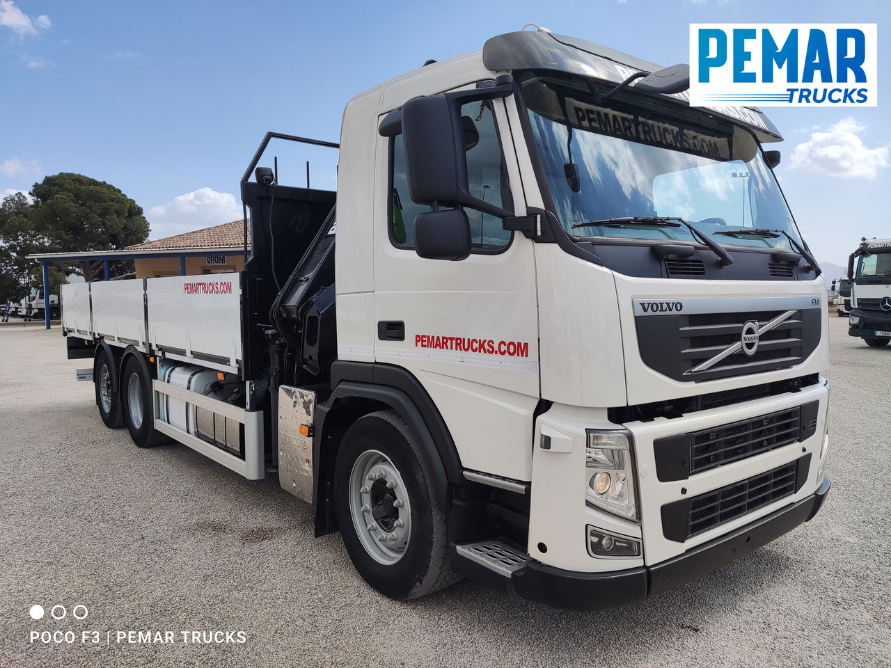 VOLVO FM 330 6X2 GRUA CAJA FIJA - Camión caja abierta, Camión grúa: foto 4 VOLVO FM 330 6X2 GRUA CAJA FIJA - Camión caja abierta, Camión grúa: foto 4