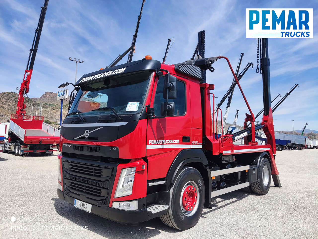 VOLVO FM 330 PORTACONTENEDOR CADENAS 18T - Camión portacontenedor de cadenas: foto 1 VOLVO FM 330 PORTACONTENEDOR CADENAS 18T - Camión portacontenedor de cadenas: foto 1
