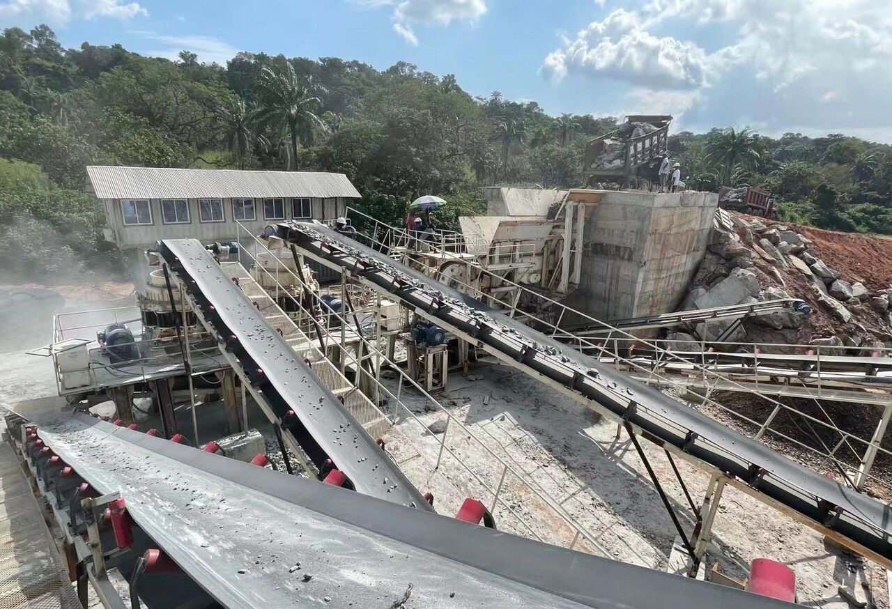 Kinglink 150-250TPH Granite Stone Rock Crushing Plant - Trituradora de cono: foto 4 Kinglink 150-250TPH Granite Stone Rock Crushing Plant - Trituradora de cono: foto 4