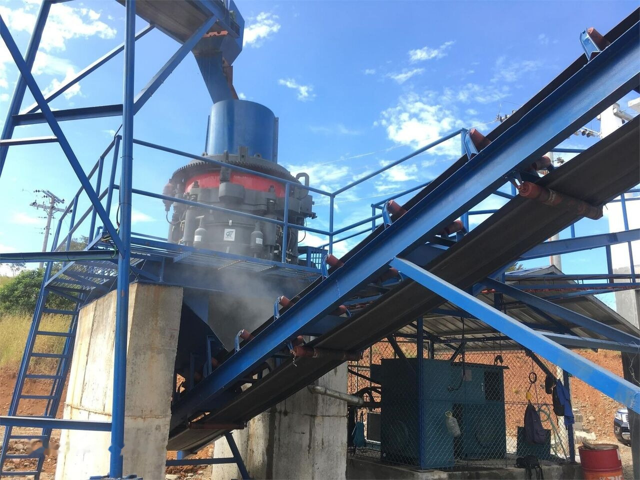 Kinglink HPY200 Hydraulic Cone Crusher for hard stone - Trituradora de cono: foto 1 Kinglink HPY200 Hydraulic Cone Crusher for hard stone - Trituradora de cono: foto 1