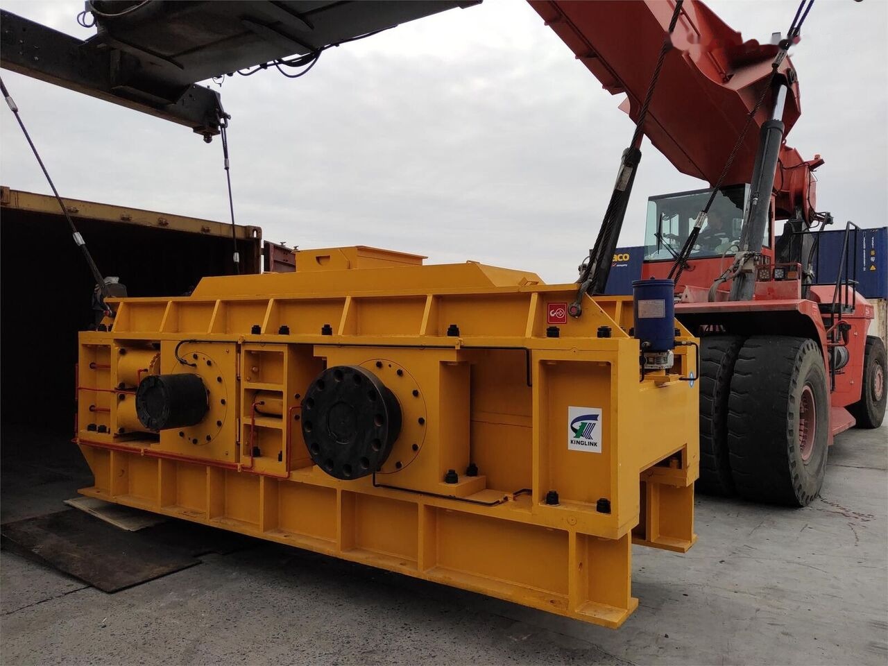Kinglink KL2PGS1500 hydraulic roller crusher for sand making - Machacadora: foto 2 Kinglink KL2PGS1500 hydraulic roller crusher for sand making - Machacadora: foto 2