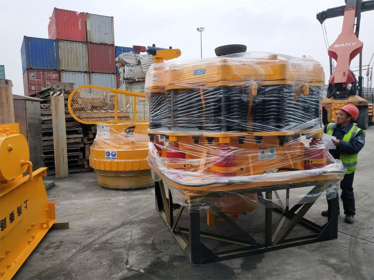 Kinglink KLM1300 MINYU Cone Crusher | Copper - Trituradora de cono: foto 4 Kinglink KLM1300 MINYU Cone Crusher | Copper - Trituradora de cono: foto 4