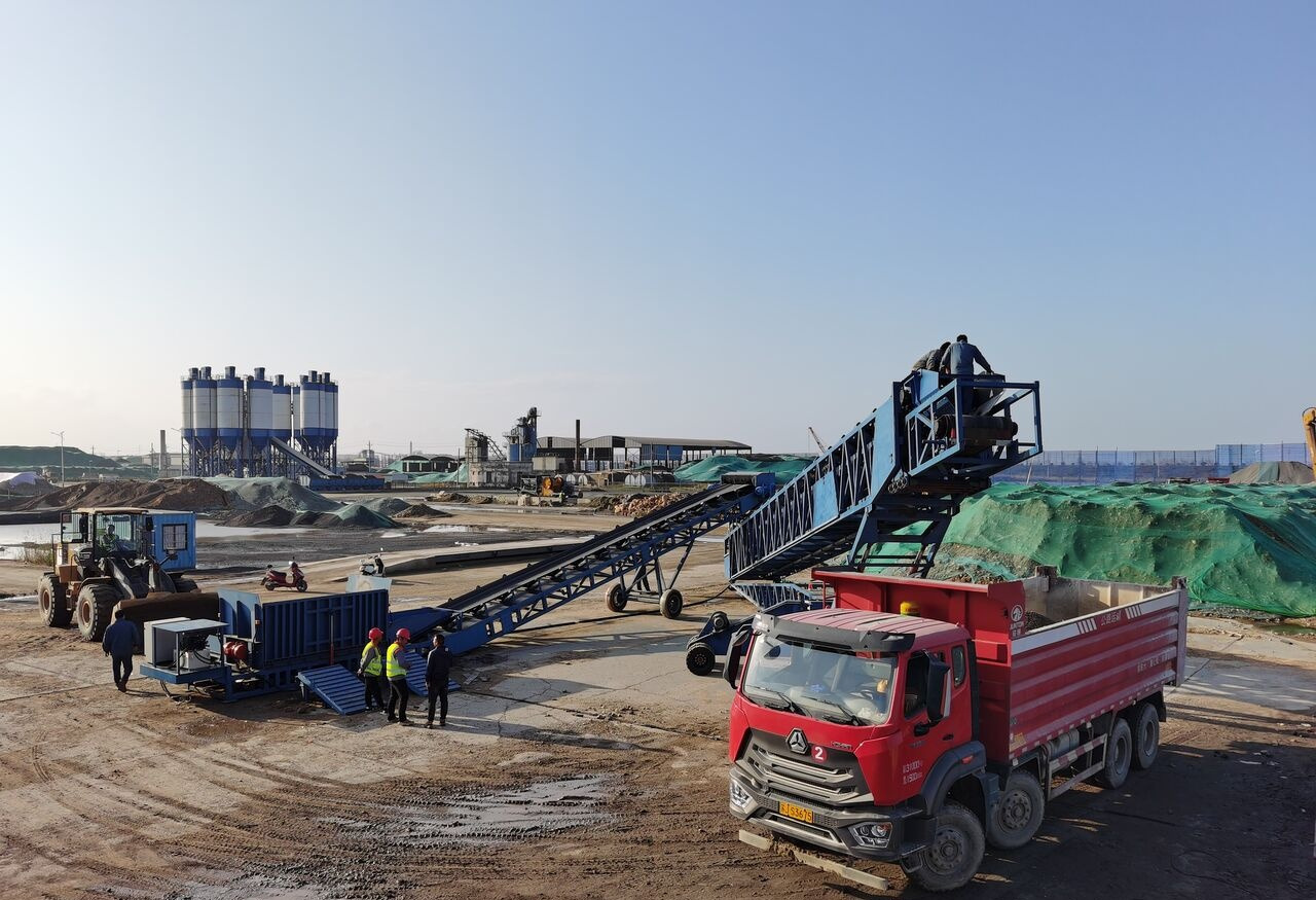 Kinglink New Belt Conveyor | Telescopic Radial Stacker - Cinta transportadora: foto 1 Kinglink New Belt Conveyor | Telescopic Radial Stacker - Cinta transportadora: foto 1