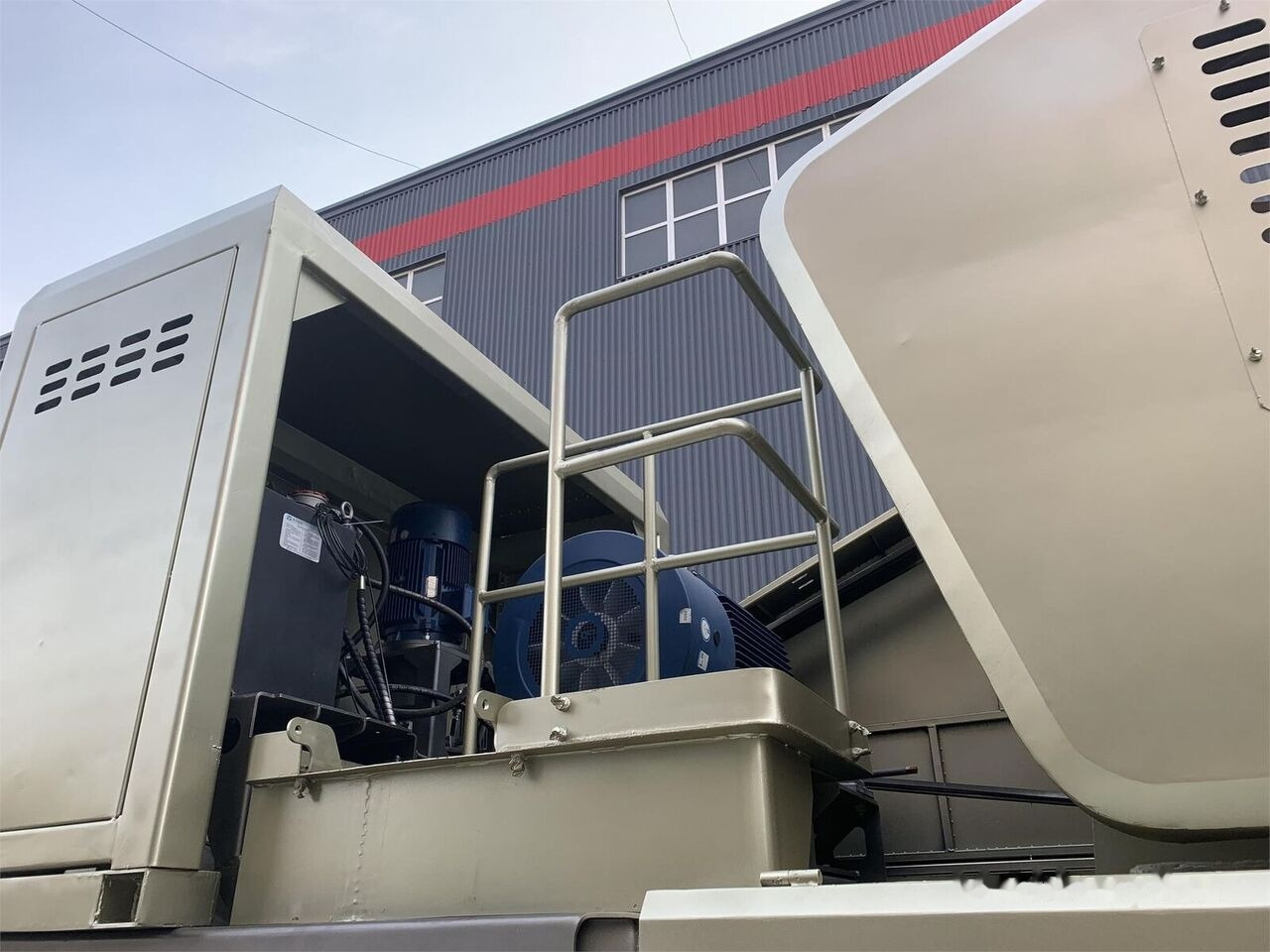 Kinglink Portable Cone Crusher KL3S1860C130 - Trituradora de cono: foto 2 Kinglink Portable Cone Crusher KL3S1860C130 - Trituradora de cono: foto 2