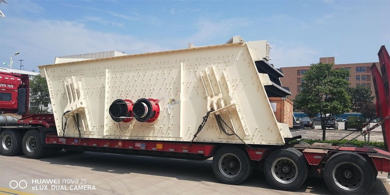 Kinglink TWIN SHAFT VIBRATING SCREEN 3YK2460 - Cribadora: foto 4 Kinglink TWIN SHAFT VIBRATING SCREEN 3YK2460 - Cribadora: foto 4