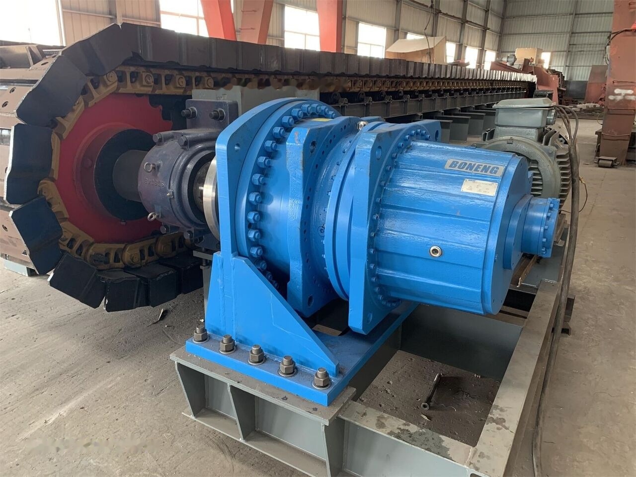 Kinglink WBZ200 Iron/Copper Ore Apron Chain feeder - Transportador: foto 3 Kinglink WBZ200 Iron/Copper Ore Apron Chain feeder - Transportador: foto 3