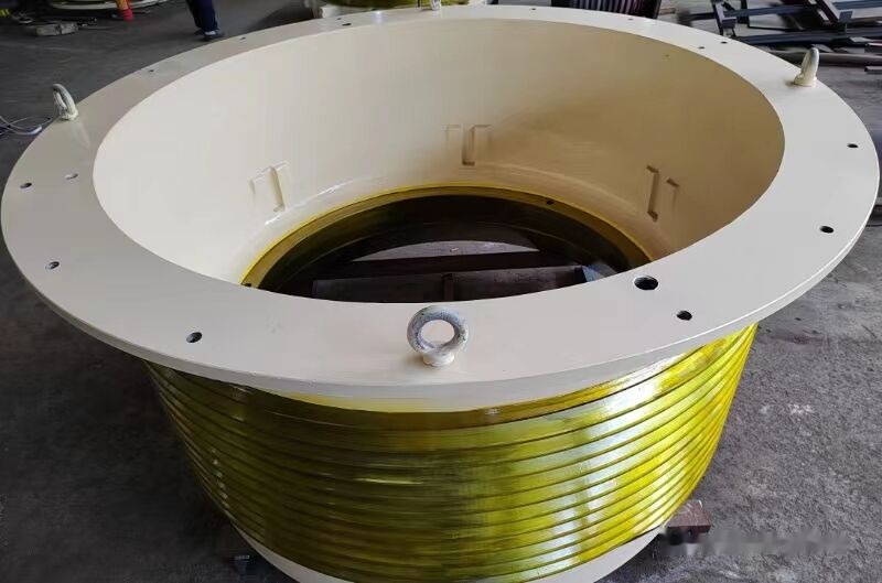 Metso HP300 Head Assembly - Trituradora de cono: foto 2 Metso HP300 Head Assembly - Trituradora de cono: foto 2