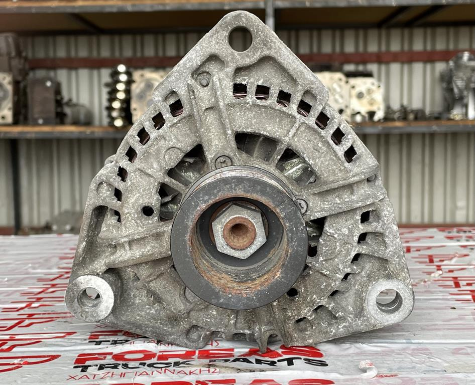 BOSCH FOR MERCEDES - A 013 154 7802 - Alternador para Camión: foto 1 BOSCH FOR MERCEDES - A 013 154 7802 - Alternador para Camión: foto 1