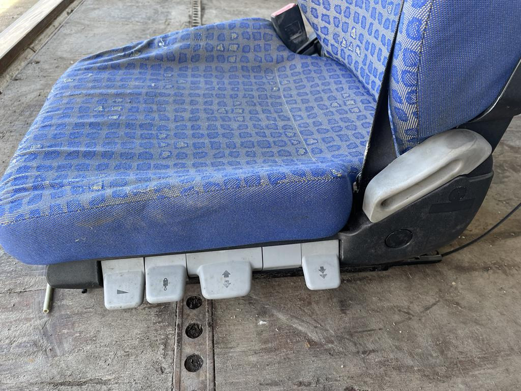 MAN AIR DRIVER SEAT - Asiento para Camión: foto 4 MAN AIR DRIVER SEAT - Asiento para Camión: foto 4