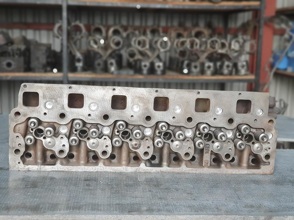 MERCEDES-BENZ ATEGO OM 906 - 6 CYLINDER - Cabezal de bloque para Camión: foto 3 MERCEDES-BENZ ATEGO OM 906 - 6 CYLINDER - Cabezal de bloque para Camión: foto 3