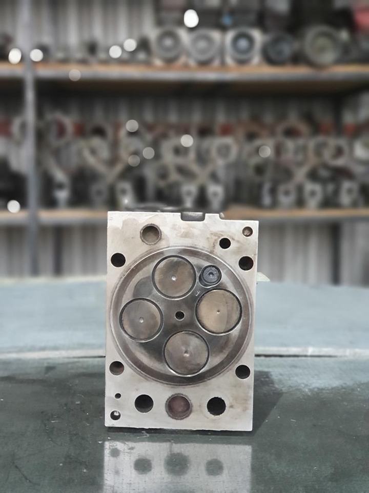 MERCEDES-BENZ AXOR OM 457 EURO III - Cabezal de bloque para Camión: foto 1 MERCEDES-BENZ AXOR OM 457 EURO III - Cabezal de bloque para Camión: foto 1