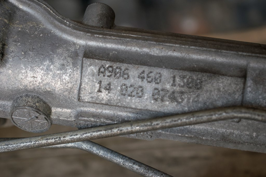 MERCEDES-BENZ SPRINTER 906 - Caja de dirección para Camión: foto 3 MERCEDES-BENZ SPRINTER 906 - Caja de dirección para Camión: foto 3