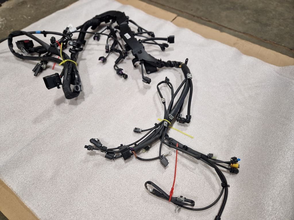 MERCEDES-BENZ SPRINTER OM 651 - A 651 159 2525 - Cables/ Alambres para Camión: foto 4 MERCEDES-BENZ SPRINTER OM 651 - A 651 159 2525 - Cables/ Alambres para Camión: foto 4