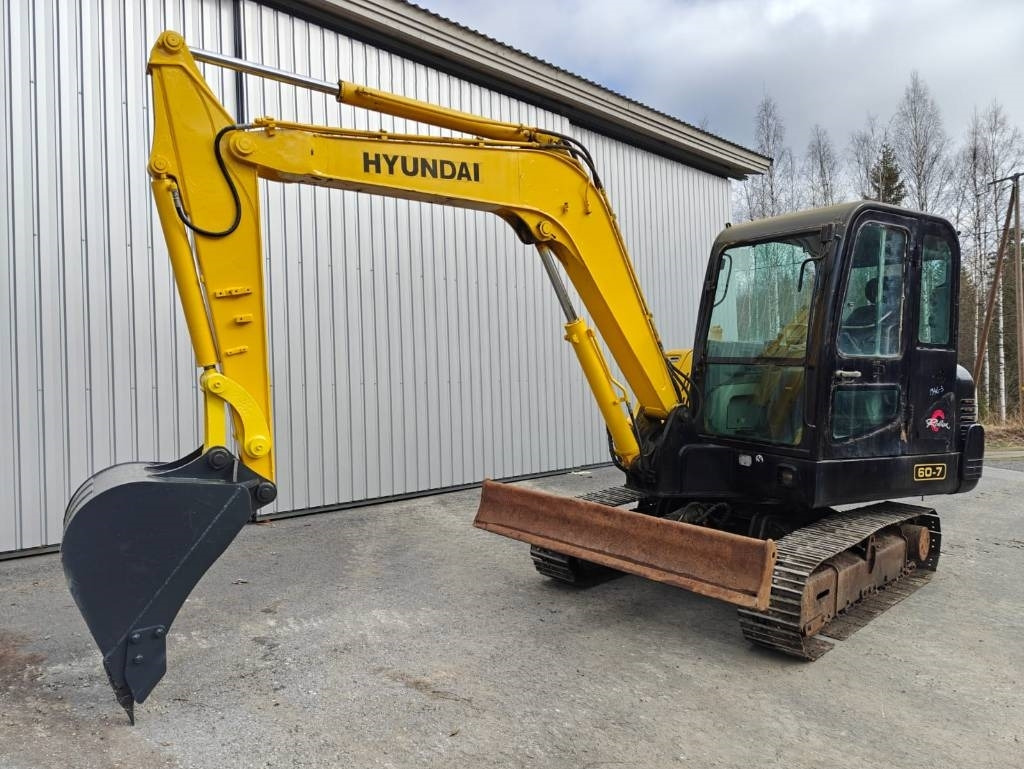 Hyundai R 60-7 - Miniexcavadora: foto 1 Hyundai R 60-7 - Miniexcavadora: foto 1