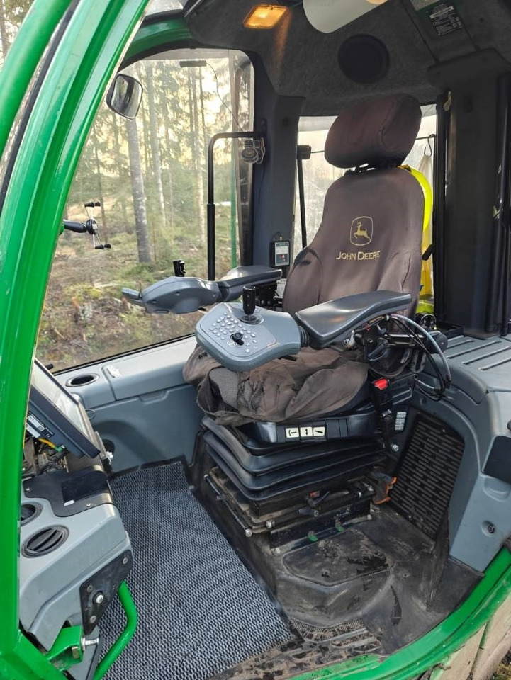 Autocargador John Deere 1210 G: foto 17 Autocargador John Deere 1210 G: foto 17