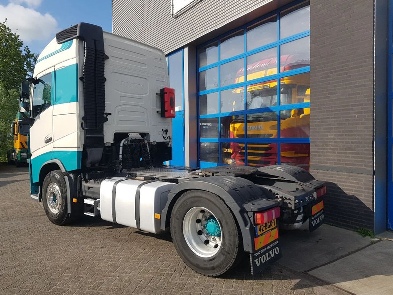 Volvo FH 420 ADR klasse EX/II, EX/III, FL en AT Double tank PTO - Cabeza tractora: foto 4 Volvo FH 420 ADR klasse EX/II, EX/III, FL en AT Double tank PTO - Cabeza tractora: foto 4