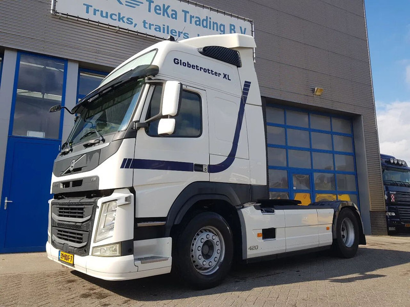 Volvo FM 420 Globetrotter XL Double tank - Cabeza tractora: foto 1 Volvo FM 420 Globetrotter XL Double tank - Cabeza tractora: foto 1