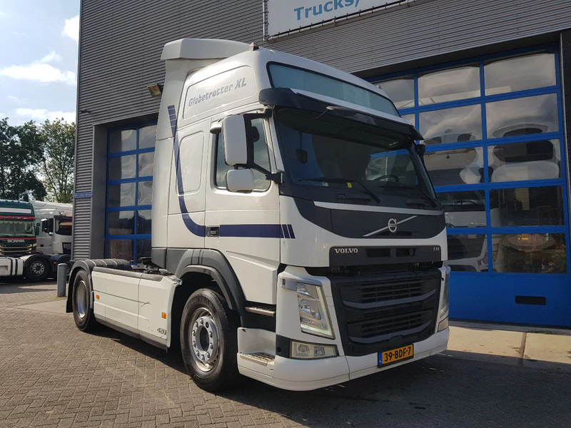 Volvo FM 420 Globetrotter XL Double tank - Cabeza tractora: foto 5 Volvo FM 420 Globetrotter XL Double tank - Cabeza tractora: foto 5