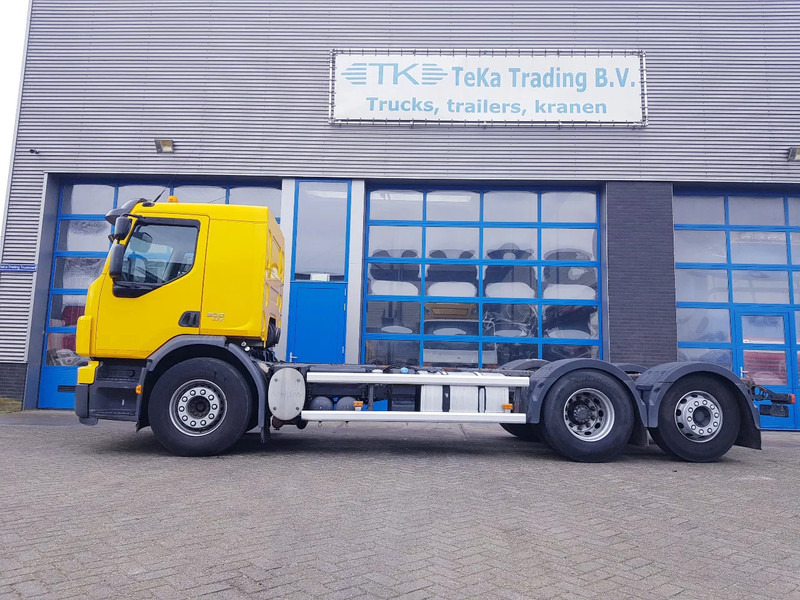 Volvo FE 300 EEV 6X2 Retarder 258.000 KM TÜV - Camión chasis: foto 3 Volvo FE 300 EEV 6X2 Retarder 258.000 KM TÜV - Camión chasis: foto 3