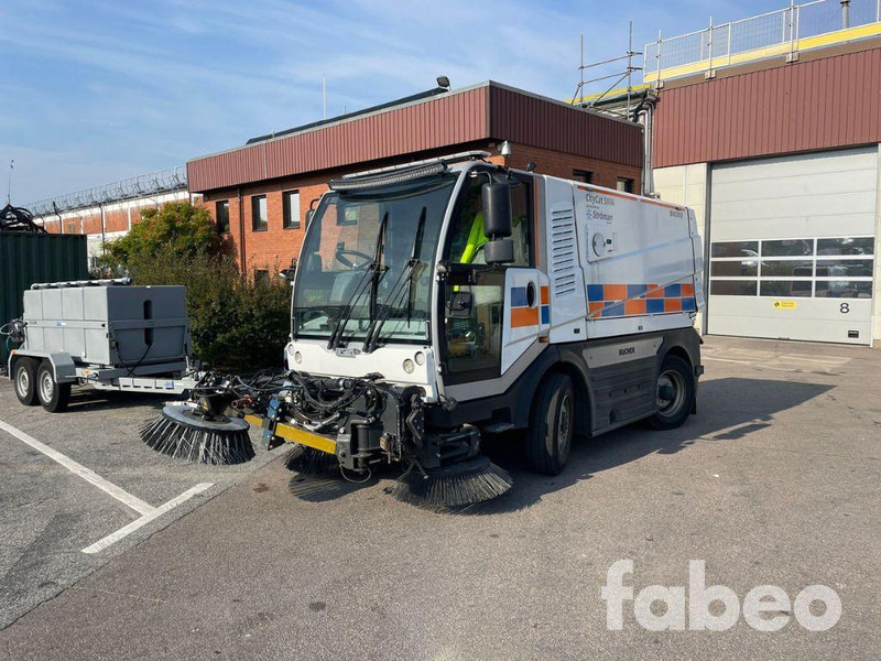 Bucher CityCat 5006 - Barredora vial: foto 1 Bucher CityCat 5006 - Barredora vial: foto 1