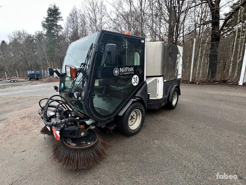 Nilfisk CIty Ranger 3500 - Barredora vial: foto 1 Nilfisk CIty Ranger 3500 - Barredora vial: foto 1