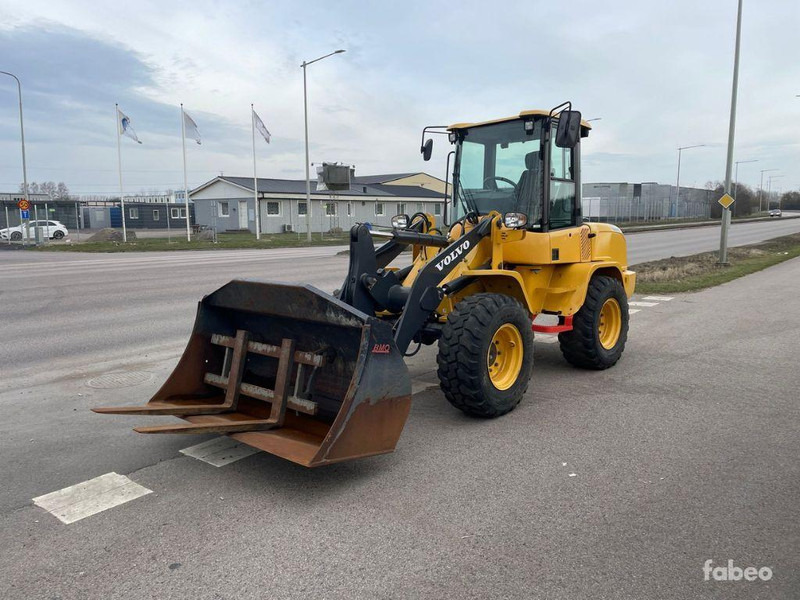 Volvo L30G - Cargadora de ruedas: foto 1 Volvo L30G - Cargadora de ruedas: foto 1