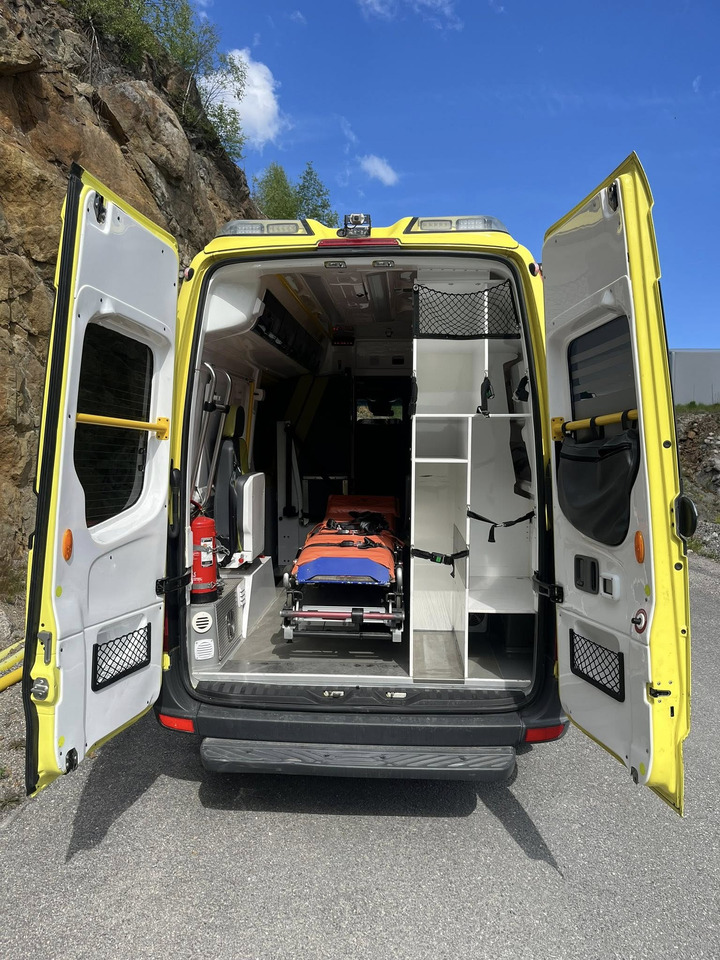 Leasing de Mercedes-Benz Sprinter 319 - AMBULANCE / Krankenwagen / Ambulancia Mercedes-Benz Sprinter 319 - AMBULANCE / Krankenwagen / Ambulancia: foto 16