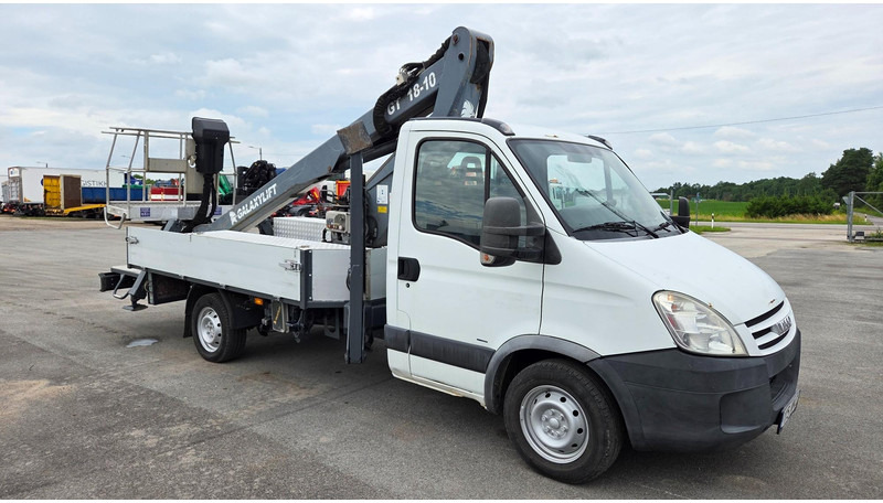 Iveco Daily 35S12 4X2 Galaxylift GT18-10 - Furgoneta: foto 2 Iveco Daily 35S12 4X2 Galaxylift GT18-10 - Furgoneta: foto 2