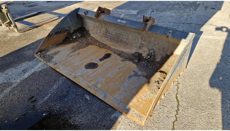 Leasing de Terex TL80 4X4 + tools Terex TL80 4X4 + tools: foto 14 Leasing de Terex TL80 4X4 + tools Terex TL80 4X4 + tools: foto 14