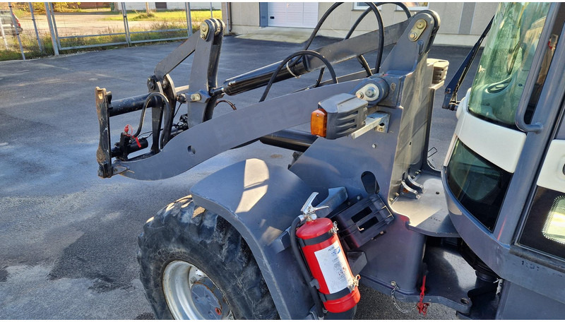 Leasing de Terex TL80 4X4 + tools Terex TL80 4X4 + tools: foto 8 Leasing de Terex TL80 4X4 + tools Terex TL80 4X4 + tools: foto 8