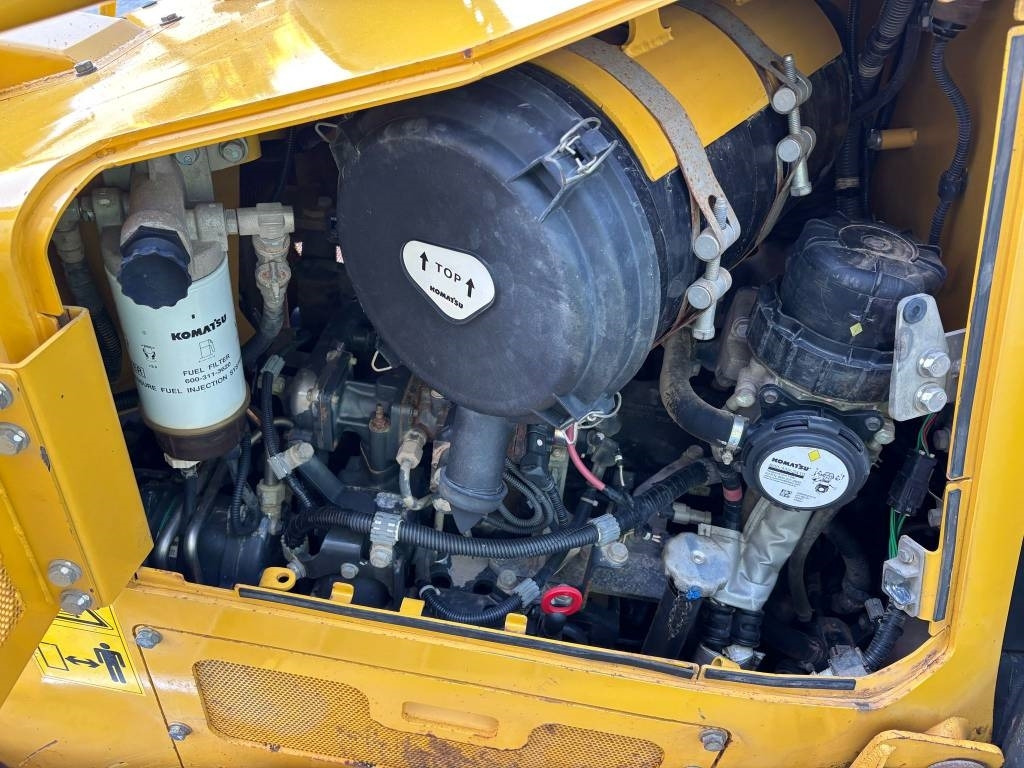 Leasing de Komatsu D 61 PX-23  Komatsu D 61 PX-23: foto 16