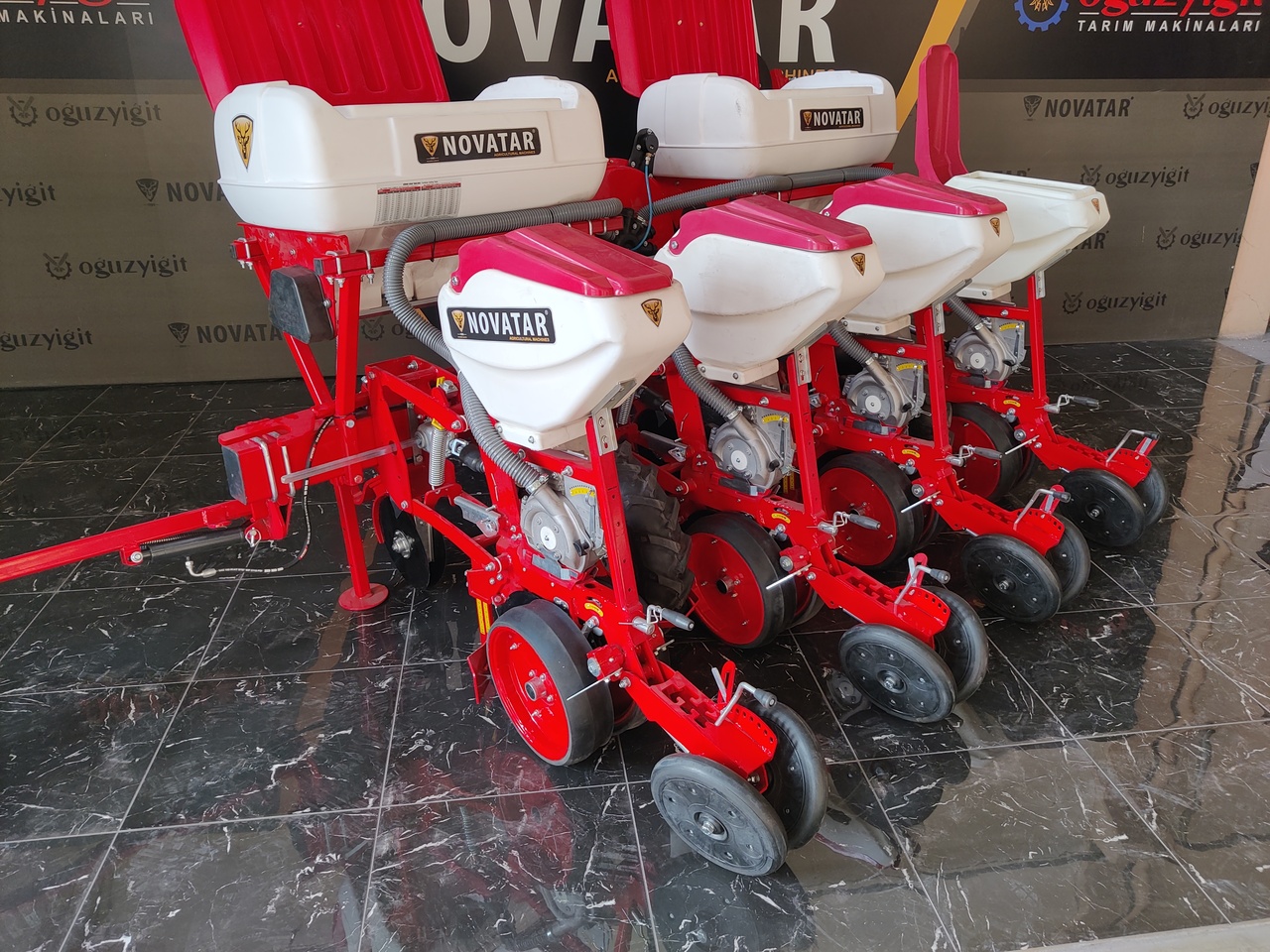 Novatar Pneumatic Seed Drill Machine - Sembradora de precisión: foto 1 Novatar Pneumatic Seed Drill Machine - Sembradora de precisión: foto 1