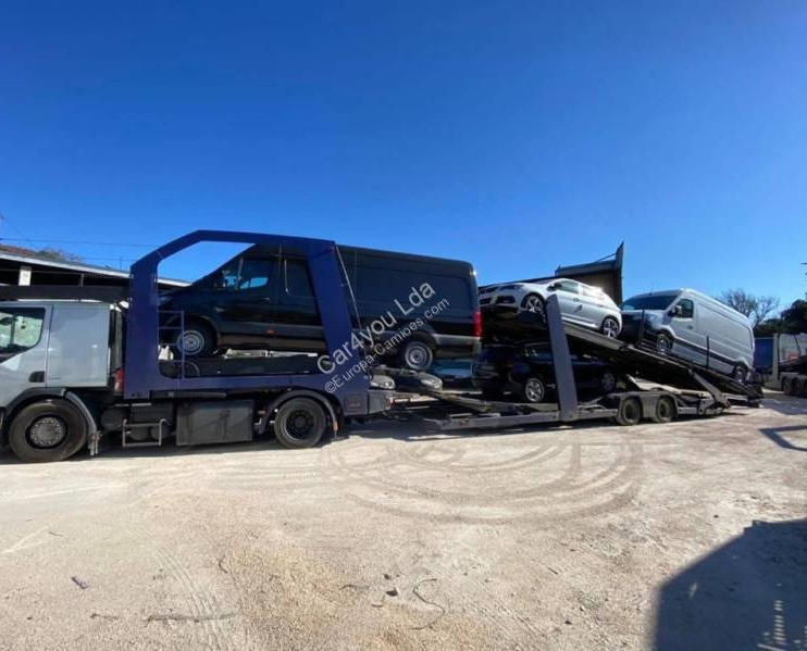 Renault Premium 450.19 DXI - Camión portavehículos: foto 2 Renault Premium 450.19 DXI - Camión portavehículos: foto 2