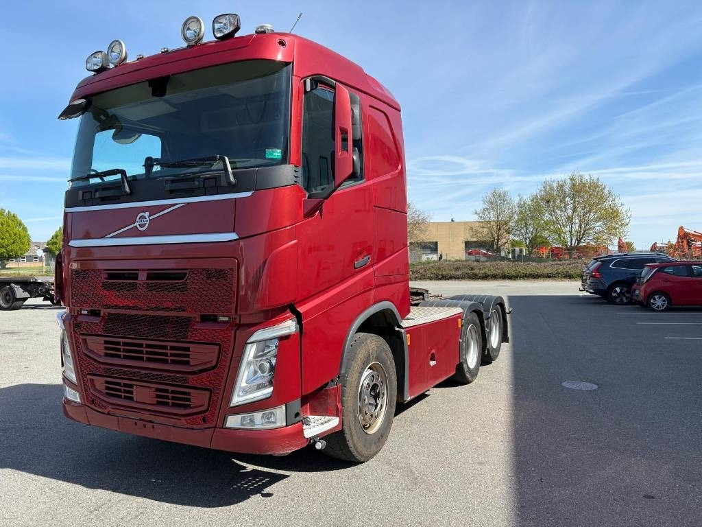 Volvo FH13 540 6x4 Hydrauliikka,nouseva teliveto - Cabeza tractora: foto 1 Volvo FH13 540 6x4 Hydrauliikka,nouseva teliveto - Cabeza tractora: foto 1
