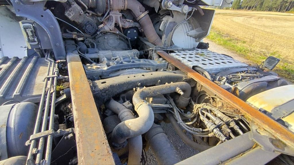 Scania R500 8x4 ilmajousi alusta - Camión chasis: foto 5 Scania R500 8x4 ilmajousi alusta - Camión chasis: foto 5