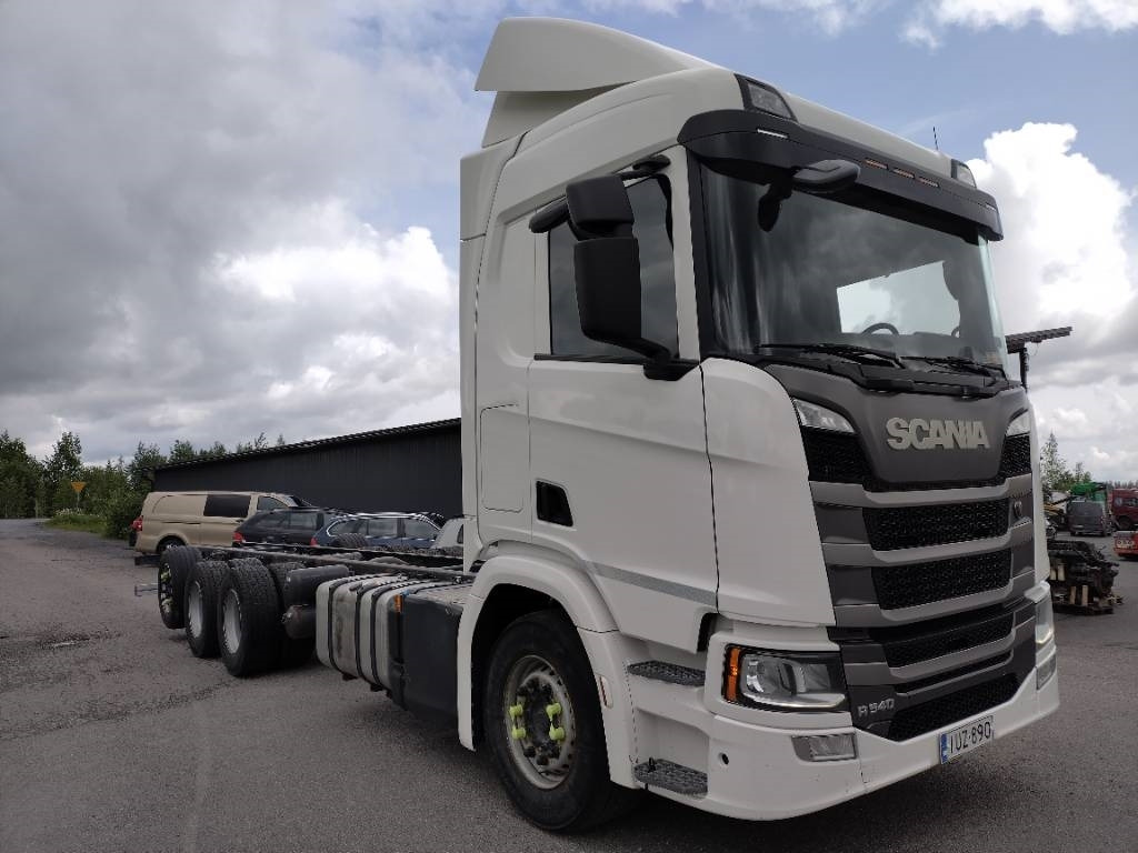 Scania R540 8x4 pitkä alusta runko 9,6m - Camión chasis: foto 1 Scania R540 8x4 pitkä alusta runko 9,6m - Camión chasis: foto 1
