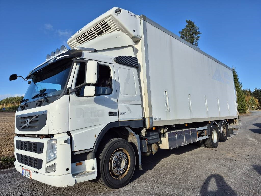 Volvo FM D11 450 6x2 umpikori+pl-nostin  - Camión caja cerrada: foto 1 Volvo FM D11 450 6x2 umpikori+pl-nostin  - Camión caja cerrada: foto 1
