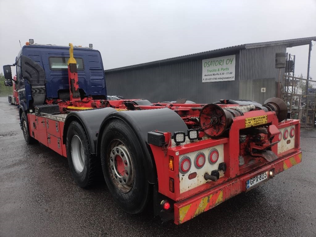 Volvo FM450 6x2 ohj.teli, Multilift koukkulaite - Camión multibasculante: foto 4 Volvo FM450 6x2 ohj.teli, Multilift koukkulaite - Camión multibasculante: foto 4