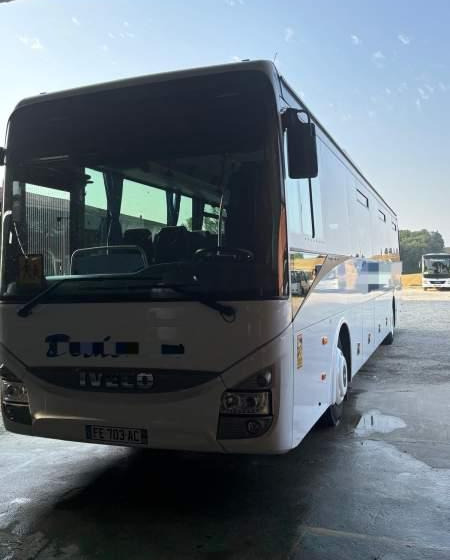 Iveco CROSSWAY/ SPROWADZONY / 180 000 KM / MANUAL - Autobús suburbano: foto 3 Iveco CROSSWAY/ SPROWADZONY / 180 000 KM / MANUAL - Autobús suburbano: foto 3