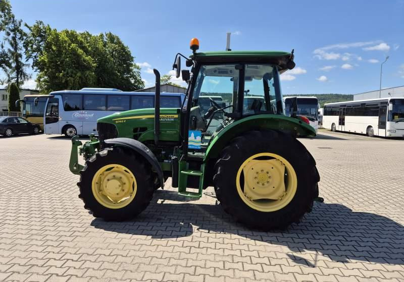 JonDeere 5083 E / SPROWADZONY / 1734 MTH / KLIMATYZACJA - Tractor: foto 5 JonDeere 5083 E / SPROWADZONY / 1734 MTH / KLIMATYZACJA - Tractor: foto 5