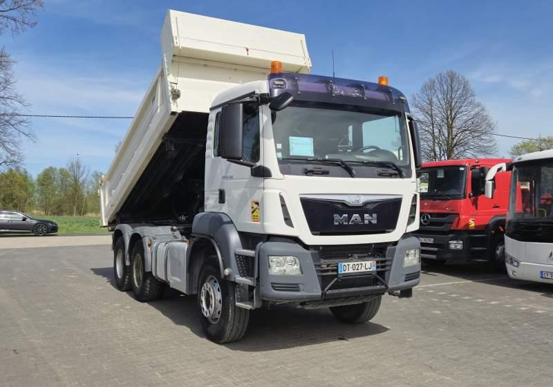 MAN TGS 26.360 / 2 STRONNA WYWROTKA/ EURO 6 - Camión volquete: foto 3 MAN TGS 26.360 / 2 STRONNA WYWROTKA/ EURO 6 - Camión volquete: foto 3