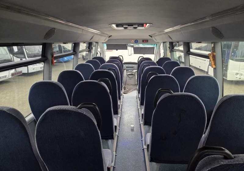 Mercedes-Benz FERQUI/ SPROWADZONY/ MANUAL / 36 MIEJSC - Minibús, Furgoneta de pasajeros: foto 2 Mercedes-Benz FERQUI/ SPROWADZONY/ MANUAL / 36 MIEJSC - Minibús, Furgoneta de pasajeros: foto 2